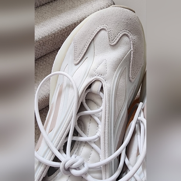 Adidas OZRAH shoes - Picture 7 of 9